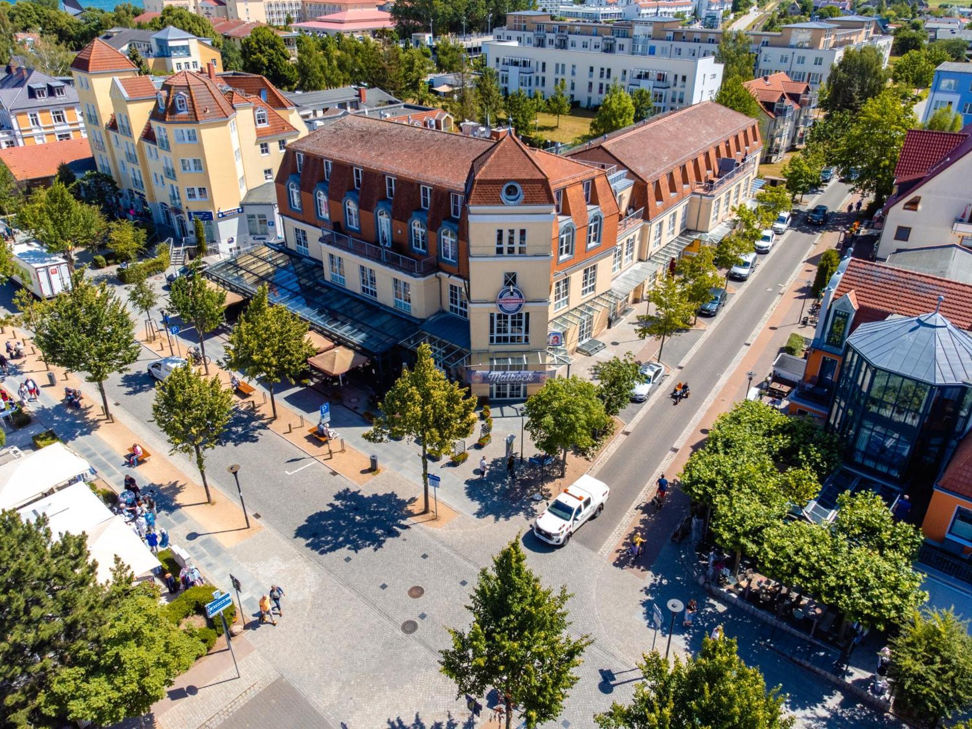 Kuehlungsborner Brauhaus Hotel Exterior photo